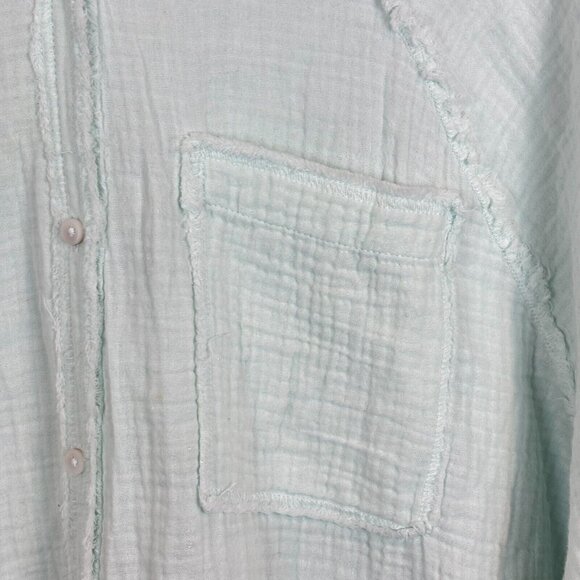 Aerie Women's Ocean Blue Oversized distressed coverup button shirt sz Medium NWT - Picture 3 of 14